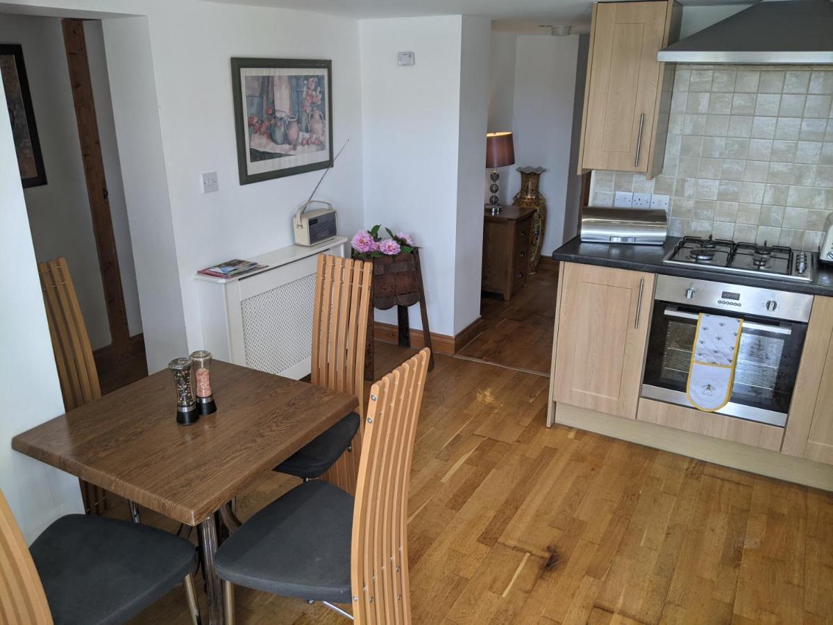 Appartement Whitby House Retreat Sleeps 12 à Sleights Extérieur photo